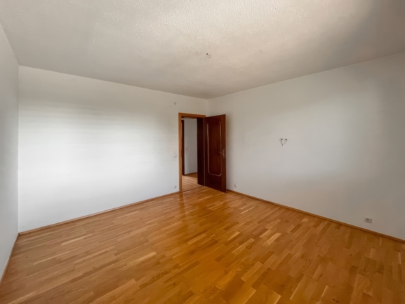 Zimmer • EG-RSI-24-2982