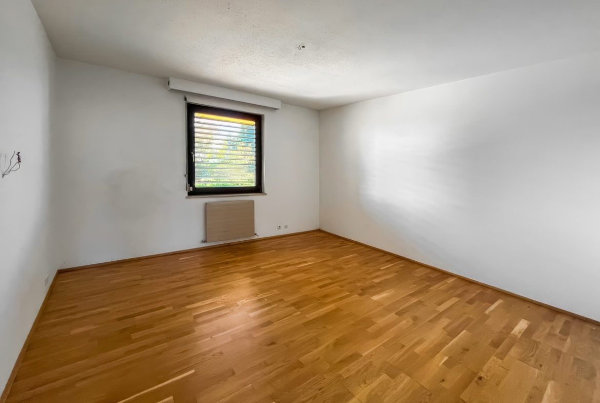Zimmer • EG-RSI-24-2982