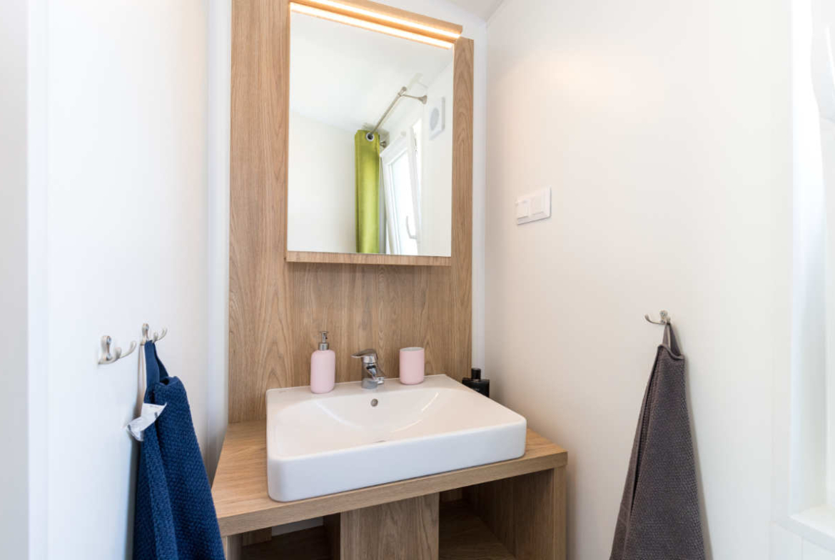 Badezimmer-RSI-25-4581-M6